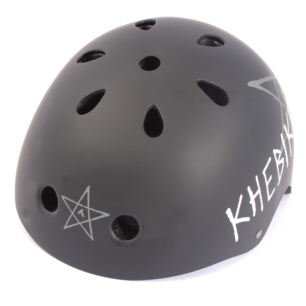 BMX Helm mit schwarzer Microshellschale