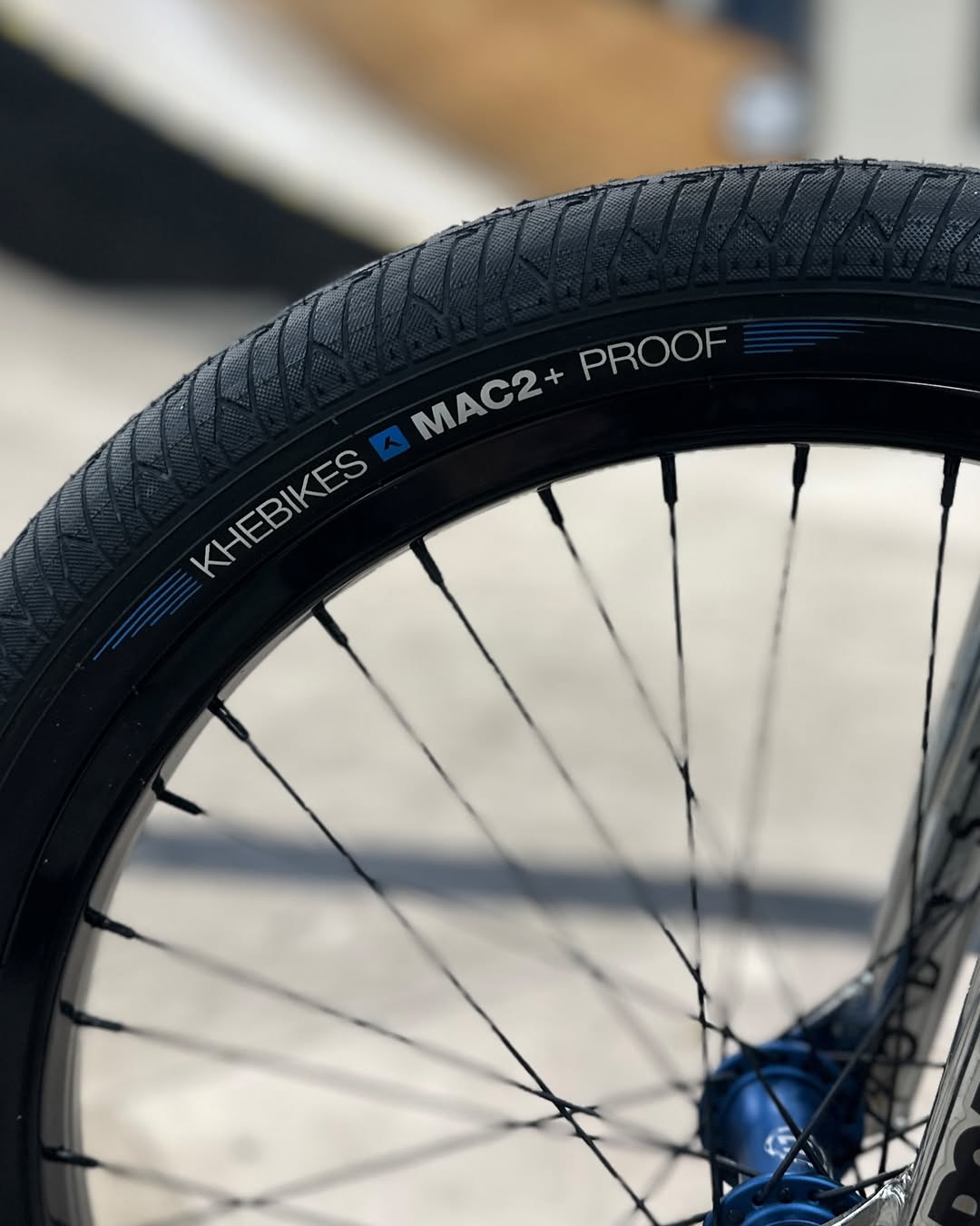 Opona BMX KHE MAC2+ PROOF 20 × 2,30″
