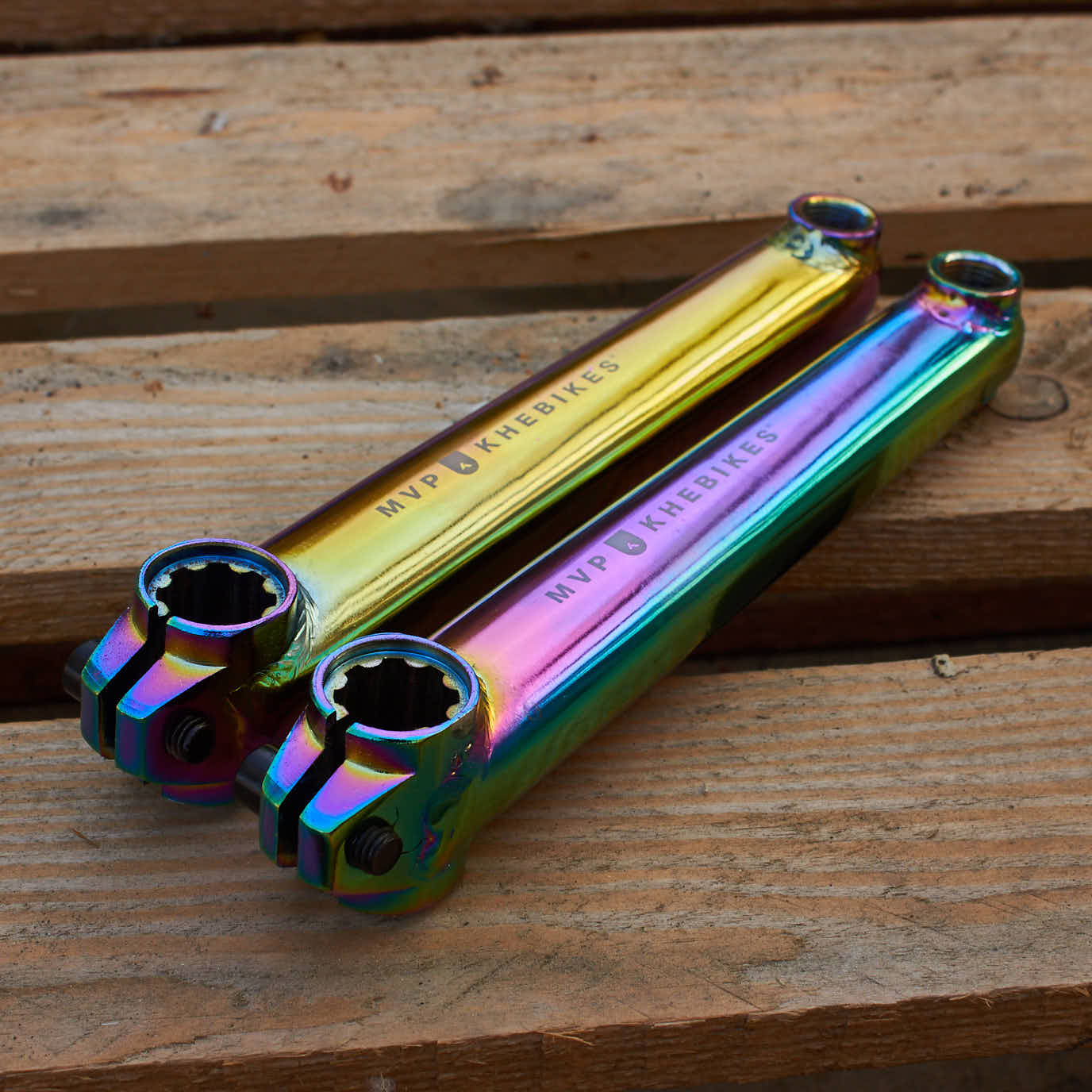 Korba BMX KHE MVP 8T MID BB 170 mm, Oil Slick